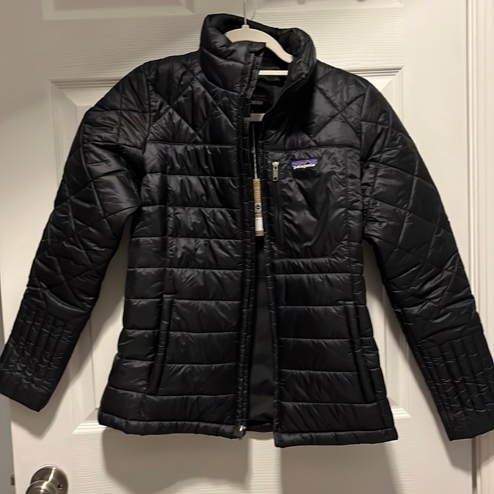 NWT Patagonia Puffer Black, Size S